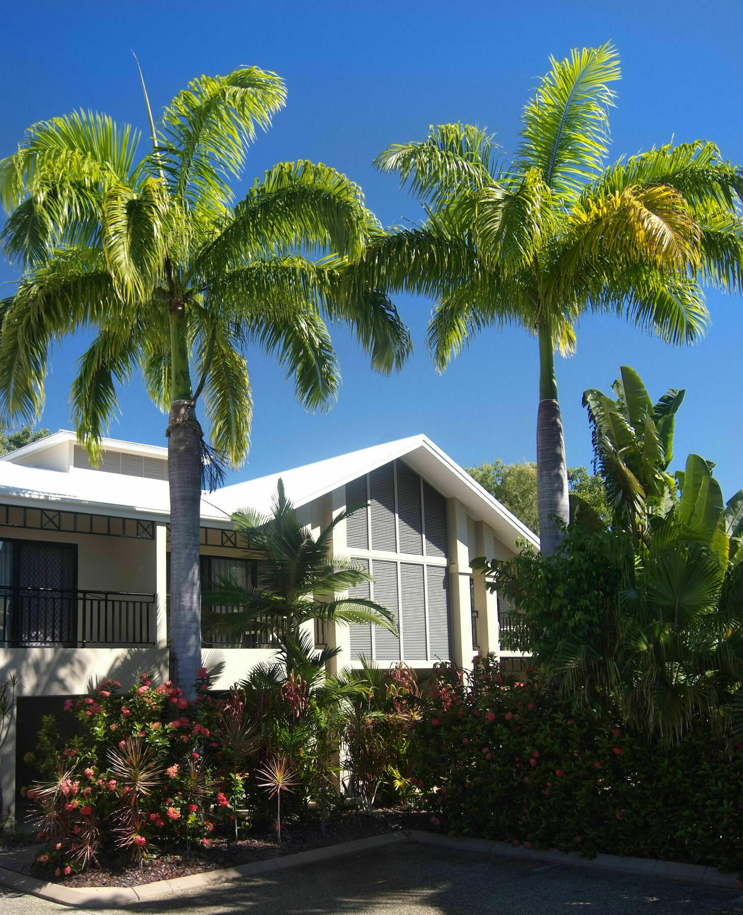 Trinity Beach Club Holiday Apartments Экстерьер фото